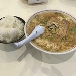 長浜ラーメン一龍亭 - 