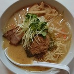 ラーメン爺 - 味噌ラーメン＋かつおの粉