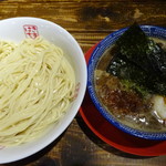 きまぐれ八兵衛 - 節系つけ麺大