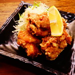 Washun Sousai Rapasu - 若鶏唐揚げ。大きな唐揚げが3つで380円！