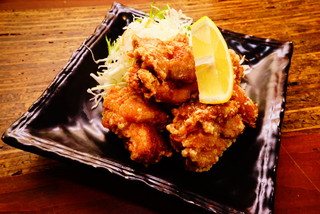 Washun Sousai Rapasu - 若鶏唐揚げ。大きな唐揚げが3つで380円！