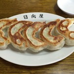 青竹手打ラーメン 日向屋 - 餃子は変わらずの４００円