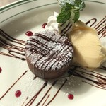 オルタナティブラウンジ - とろけるフォンダンショコラ～バニラアイス添え～