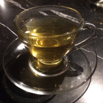 オーベルジュ・オー・ミラドー - ウェルカムハーブティ