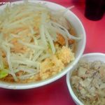 ラーメン二郎 - 小ラーメン(ブタ2枚)+脂っKOIWA 「ニンニク」(750円) 2016/11