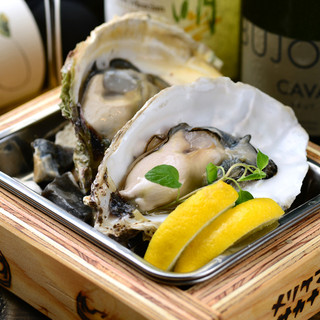 今が旬!!全国各地より新鮮生牡蠣をお届け!!