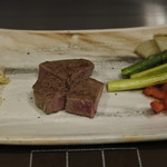 ステーキ なかお - お皿に乗せて出来上がり