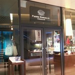 ピエール マルコリーニ - 外観