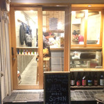 日本酒食堂SO-KEN - 入りやすいカジュアルな店内