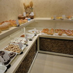 満寿屋商店 - 店内の様子