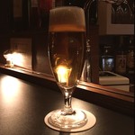 Ba Denkyu - オーストリア人のバーでハートランドを飲んでウォーミングアップ。