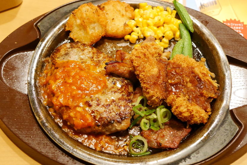 ガスト 超肉盛り ワイルドプレート ファミレスメニュー カロリー ガスト 超肉盛り ワイルドプレート ファミレスメニュー カロリー