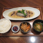 伊右衛門サロン - あじの磯風パン粉焼き御膳〜きのこあん〜