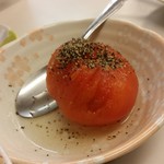 Hakataya - おでん鍋で、グツグツと煮込まれていたトマト