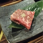 しげ吉 - エイジングビーフレアステーキ（カット前）