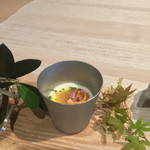 レヴォ - ビシソワーズ 富山 白海老 コンソメジュレ 雲丹