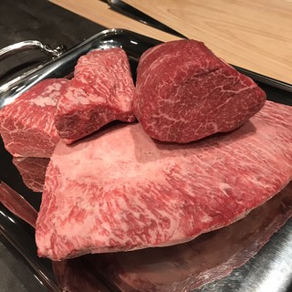 こだわりの特産松坂牛(G1)や全国の銘柄黒毛和牛