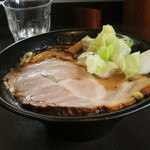 麺人 佐藤 - 鶏白湯スープ・醤油らー麺をサイドから（2016.9）