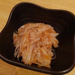 烏賊 鮨ダイニング 鮮助 - 梅水晶(サメの軟骨と梅肉あえた珍味、今は通販なんかでも買えます)食べたこと無い方には食べさせたい品。