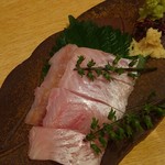 Ika Sushi Dainingu Sensuke - のどぐろ刺身900円、高かったけど旨かった。白身だけど、味がしっかりしてるから、噛む度に旨味が…たまらん( ﾟДﾟ)ｳﾏｰ