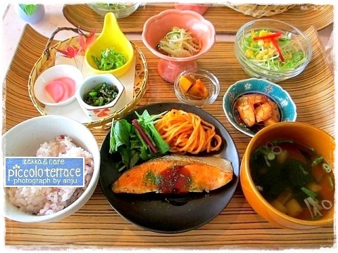 ピッコロ テラス Piccolo Terrace 足守 カフェ 食べログ