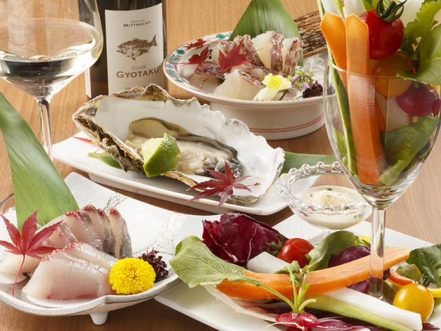 和Diningしゃらく＆Bar Bee - 北上（ダイニングバー）の写真