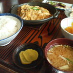 Tonchinkan - カツとじ定食１２００円