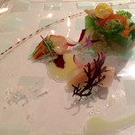 前菜１皿目 海の幸とポワロー