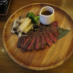 伊右衛門サロン - 特選国産牛のステーキ