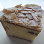 パティスリーエトネ - ケークレザン？