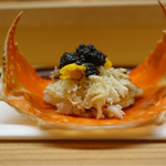 松川 - 2016/11_毛蟹と菊の花の飯蒸し、ベルーガキャビア乗せ