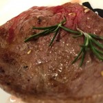 焼肉・冷麺 二郎 - 赤身肉 トウガラシ