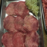 ヤキニク ホルモン どうげん - 