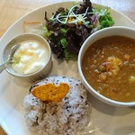 cafe0371 - ランチメニュー（11:00～14:00）
<セット＝サラダ・ヨーグルト・紅茶 or コーヒー付>

※先着10名様スープ付
●ホタテカレーセット  ¥1150
