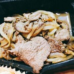 肉のうちだ - 牛