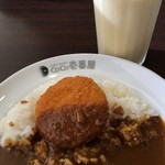 CoCo壱番屋 - ハーフサイズカレー　ドリンク付きで450円くらい