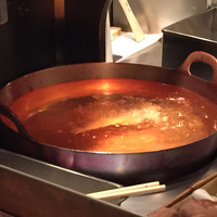料理旅館・天ぷら吉川 - 黄金色の天婦羅油