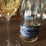 マークス ガストロノミー&ワイン - グラスでシャンパーニュ