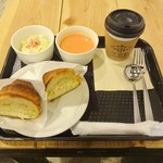 ZEBRA Coffee & Croissant - エビタルタルサンドのサラダスープセット＋コーヒーS