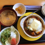 Resutorambuono - 煮込みチーズハンバーグランチ。750円。