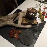 現代ガストロノミー 四匹の猫 - テーブルのオブジェ