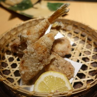 新潟名物 布のり蕎麦とおいしい酒菜 きなせや. 赤坂割烹店 - ふぐのから揚げ