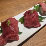 あまがさき ポッサムチプ - ◆生のタンを使ったお寿司