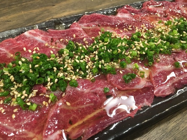 とにかく食べてほしいツラミ刺し By にゃんにゃんわんわん 閉店 ホルモン 天狗 長堀橋 焼肉 食べログ