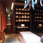 華火 - 待合フロア