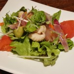 【ジャカルタコース】林檎と松笠イカのスパイシーサラダ(2人分)