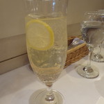 アマルフィイ・モデルナ - リモーニュ