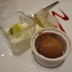 アマルフィイ・モデルナ - デザート盛り合わせ