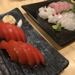 Izakaya Satou Ebisu - 冷やしトマトと刺身三種盛り