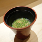 鮨 とかみ - 2016/11昼_魚のアラで出汁を取った味噌汁